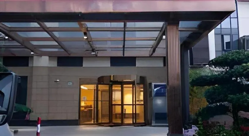 Hanting Hotel Shanghai Hongqiao Airport Huqingping High Way Kina