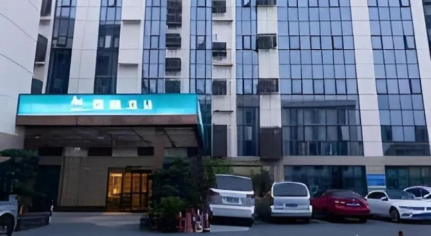**  Hanting Hotel Shanghai Hongqiao Airport Huqingping High Way Kina